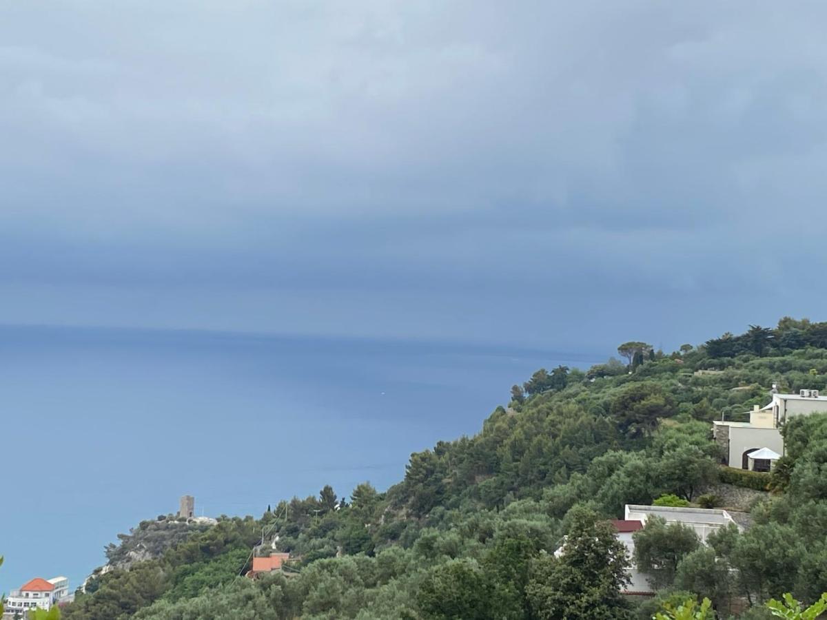 “Da Senso” Relax Nel Verde Vista Mare ฟีนาเลลีกูเร ภายนอก รูปภาพ