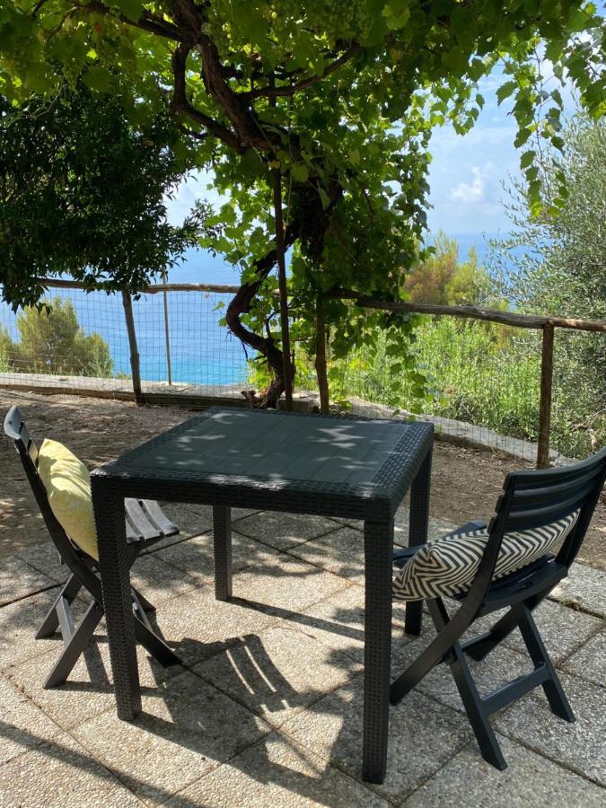 “Da Senso” Relax Nel Verde Vista Mare ฟีนาเลลีกูเร ภายนอก รูปภาพ